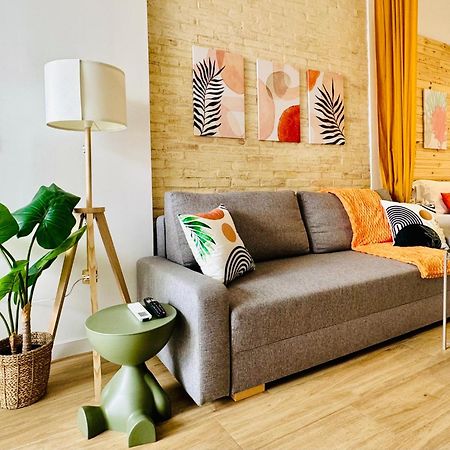 Beautiful Flat Next The Beach Valensiya Dış mekan fotoğraf
