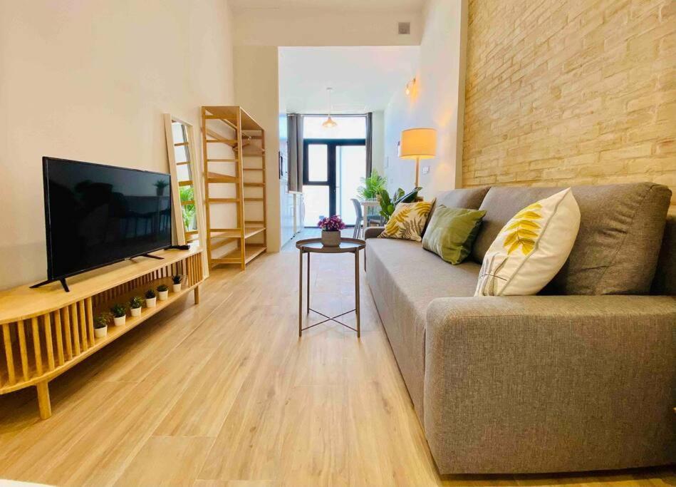 Beautiful Flat Next The Beach Valensiya Dış mekan fotoğraf